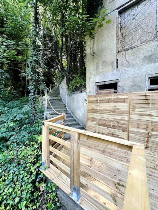 Jungle Appartement Avec Terrasse Laon Zewnętrze zdjęcie