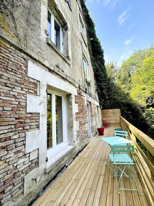 Jungle Appartement Avec Terrasse Laon Zewnętrze zdjęcie